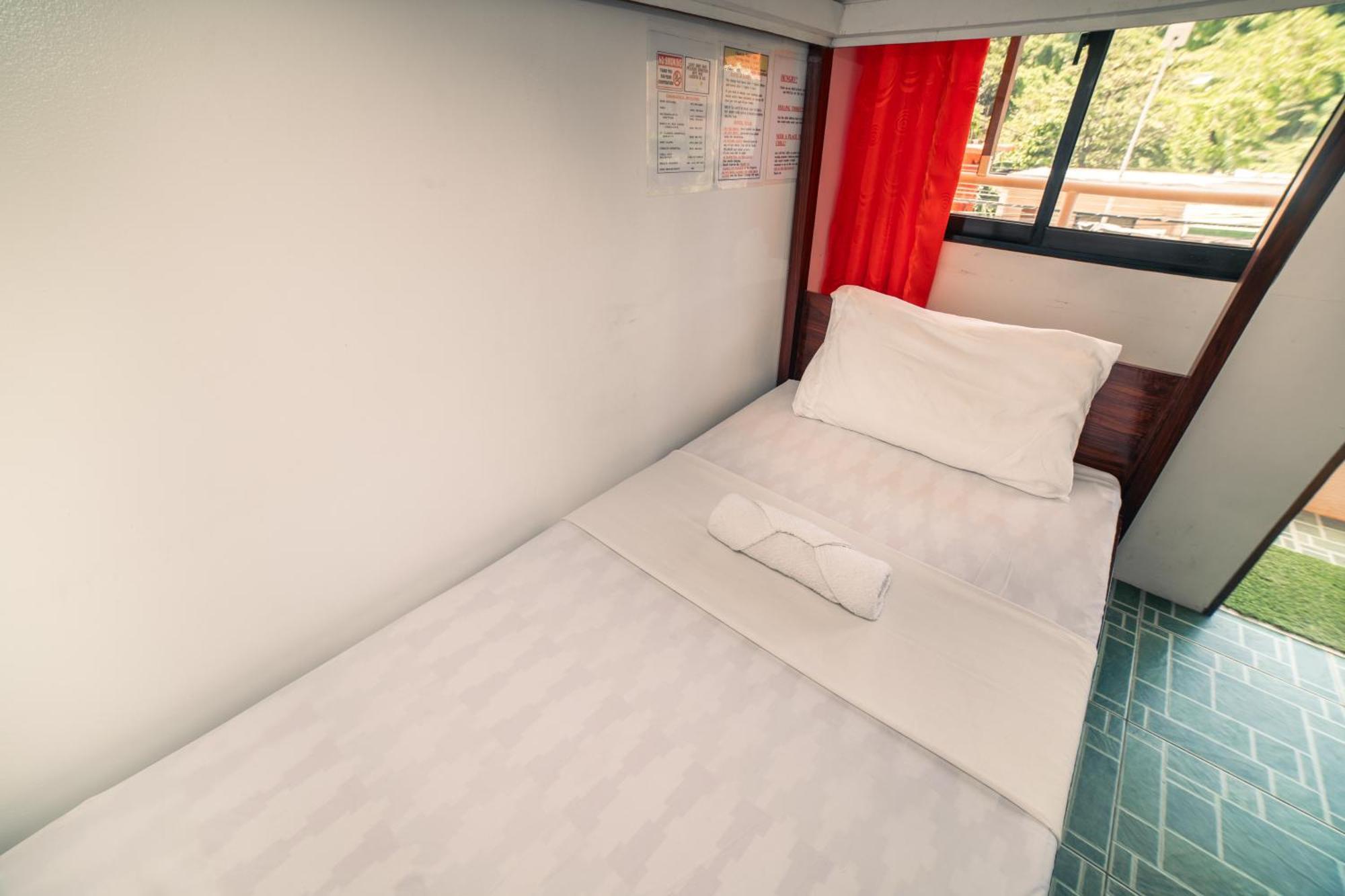 Chill Out Hostel Balabag  Zewnętrze zdjęcie
