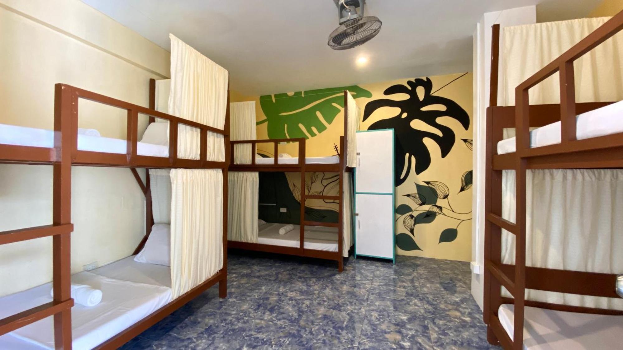 Chill Out Hostel Balabag  Zewnętrze zdjęcie