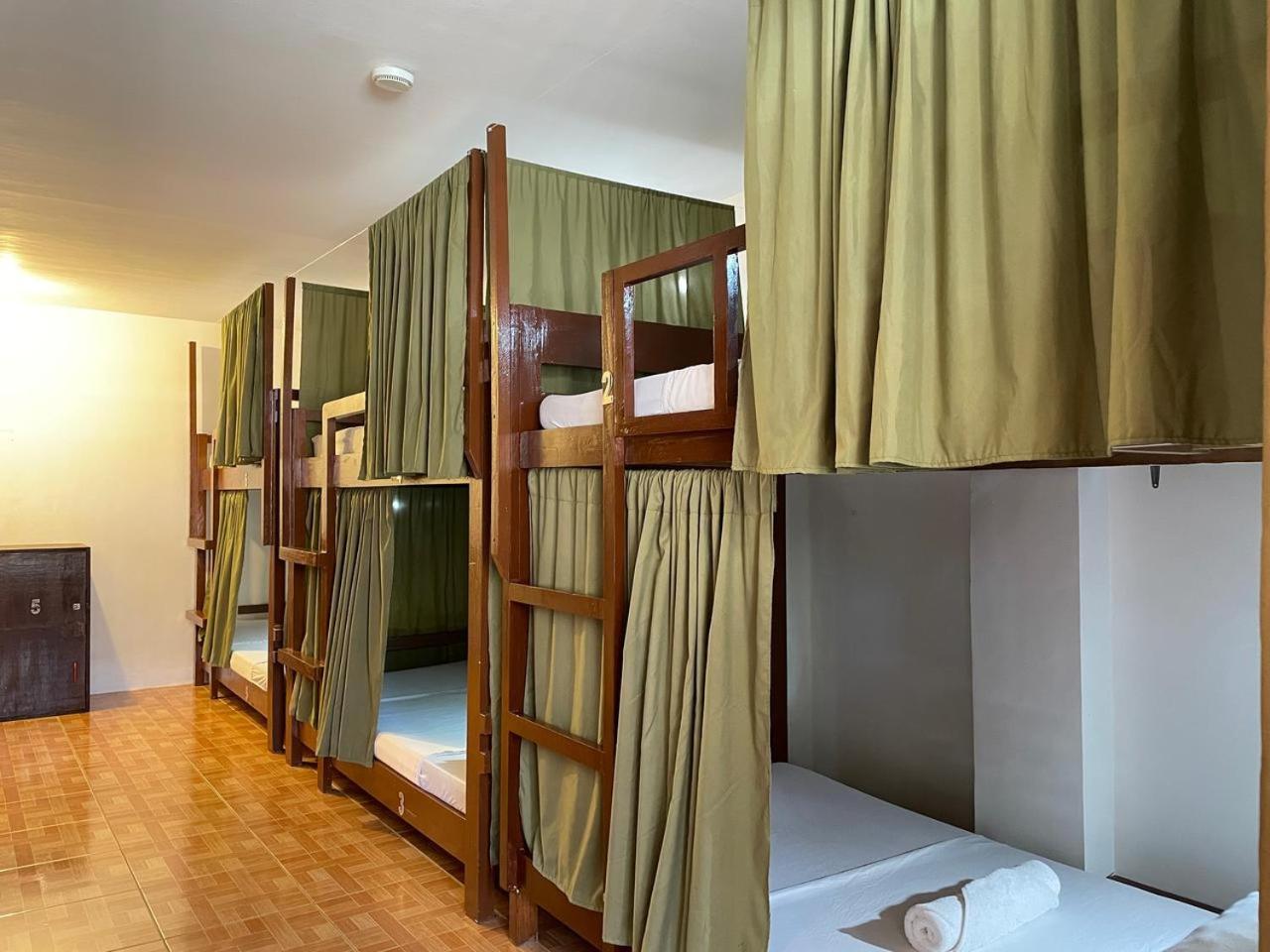 Chill Out Hostel Balabag  Zewnętrze zdjęcie